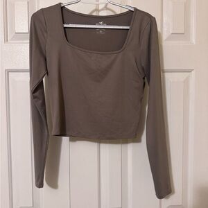 Hollister Taupe Long Sleeve Crop Top